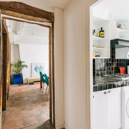 Guestready - Le Marais Getaway With A Balcony * Paris