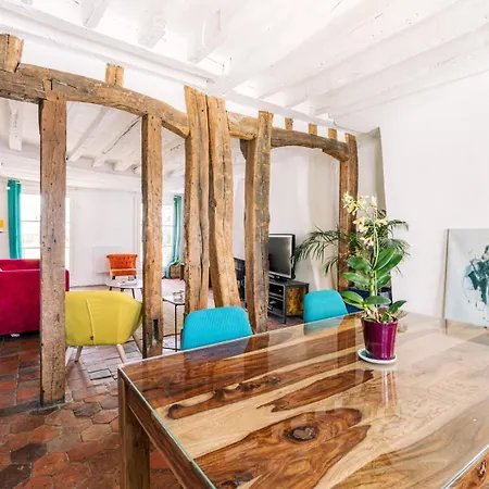 شقة Guestready - Le Marais Getaway With A Balcony *
